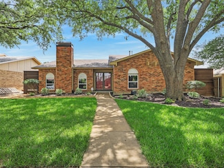 2032 Christie Ln, Carrollton, TX 75007