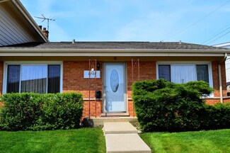 8700 N National Ave, Niles, IL 60714