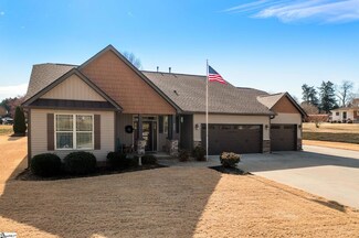 393 Pine Dr, Greer, SC 29651
