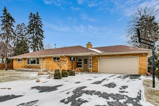 6800 Fairview Ave, Downers Grove, IL 60516