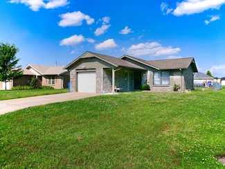 2306 Birch Ln, Miami, OK 74354