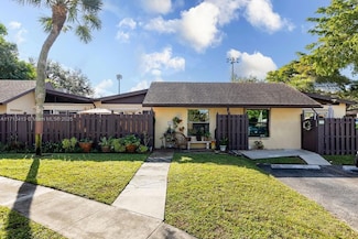 137 Fox Rd Unit 345, Hollywood, FL 33024