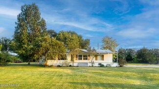 540 Saint Clair Rd, Breaux Bridge, LA 70517
