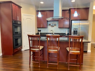 3825 E Klatt Rd, Anchorage, AK 99516