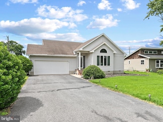 727 Hickman Dr, Ocean View, DE 19970