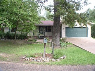 345 Leawood Dr, Midway, AR 72651