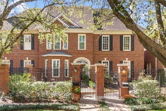 3239 Bellefontaine St, Houston, TX 77025