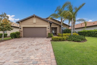 16719 Ellsworth Ave, Bradenton, FL 34202