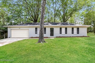 1907 Bienville Dr, Jackson, MS 39212