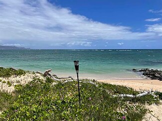 584D Stable Rd, Paia, HI 96779