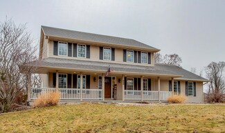 611 Jasper Ave NE, Mitchellville, IA 50169