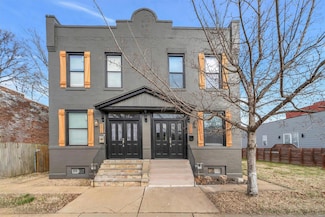 2811 Hickory St, Saint Louis, MO 63104