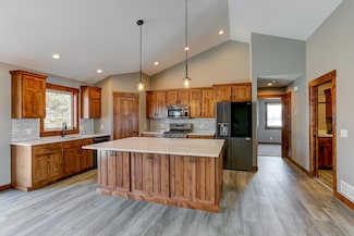 1637 72nd Ave, Hammond, WI 54015