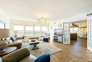 5900 Shore Blvd S Unit 512, Gulfport, FL 33707