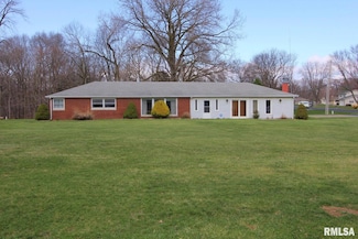 927 W Oakview Dr, Peoria, IL 61615