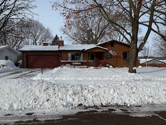 805 5th Ave, Dixon, IL 61021