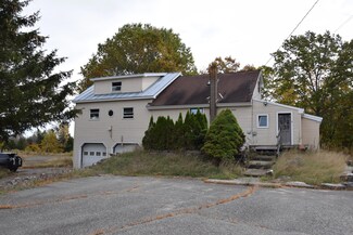 31 Red Barn Rd, Norridgewock, ME 04957