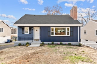 26 Lawncrest Rd, West Haven, CT 06516