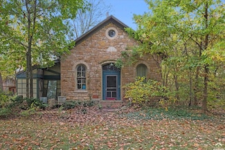 25130 Chieftain Rd, Lawrence, KS 66044