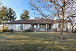 19114 Vogel Farm Trail, Eden Prairie, MN 55347