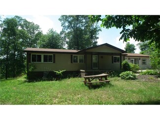 58100 Jarrett Rd, Belmont, OH 43718
