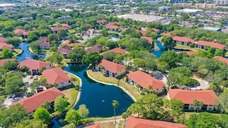 4325 46th Ave W Unit 203, Bradenton, FL 34210