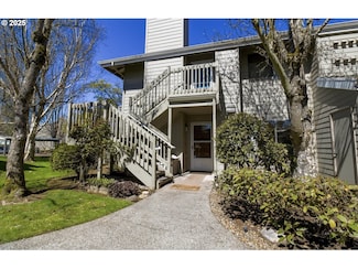 2051 Lake Isle Terrace Unit 2051, Eugene, OR 97401