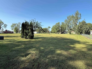 835 5th Ave, Fairmont, NE 68354