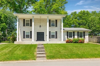 5312 River Aire Dr, Godfrey, IL 62035