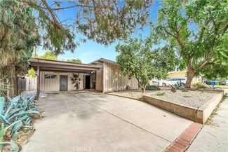 17745 Stagg St, Reseda, CA 91335