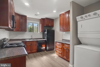 3922 Rolling Rd, Pikesville, MD 21208