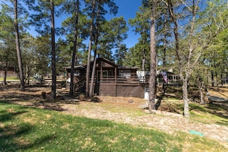 104 Broken Bow, La Grange, TX 78945