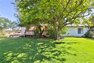 827 W County Line Rd, Calimesa, CA 92320
