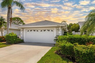 5570 Country Club Way, Sarasota, FL 34243
