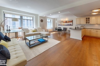 100 W 58th St Unit 5B, New York, NY 10019