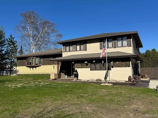 5106 M 5 Ln, Escanaba, MI 49829