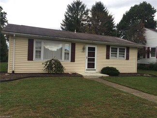 289 Elm St, Duncan Falls, OH 43734