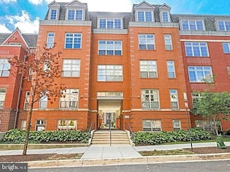 150 V St NW Unit V304, Washington, DC 20001