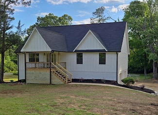 702 N Airport Rd, Jasper, AL 35504