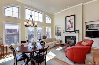 2211 S Grand Blvd Unit 310, Saint Louis, MO 63104