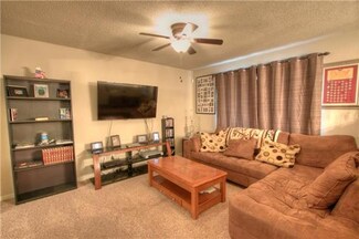 503 Oat Cir, Buckner, MO 64016
