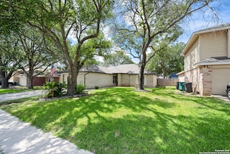 7706 Forest Fern, Live Oak, TX 78233