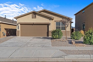 5734 Los Alamos Dr NE, Rio Rancho, NM 87144