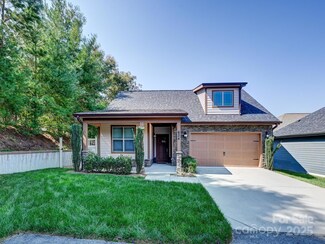 624 Summerfield Place, Flat Rock, NC 28731