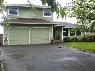 1218 S 235th Place, Des Moines, WA 98198