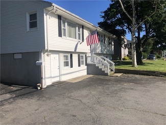 275 W Main Rd Unit 2, Middletown, RI 02842