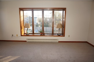 33 King Philip Rd Unit B, Sudbury, MA 01776