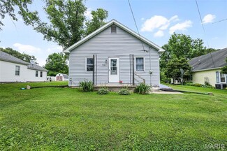 608 North Ave, Panama, IL 62077