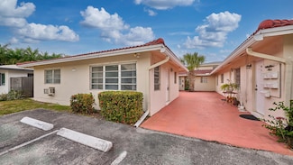 1140 NE 24th Ave Unit 1-4, Pompano Beach, FL 33062