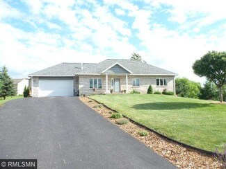 1540 Dutch Heritage Ln, Baldwin, WI 54002